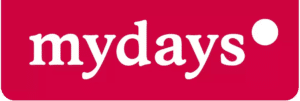 Das Logo von „mydays“ besteht aus stilisiertem weißen Text auf leuchtend rotem Hintergrund und erinnert an eine Segelreise.