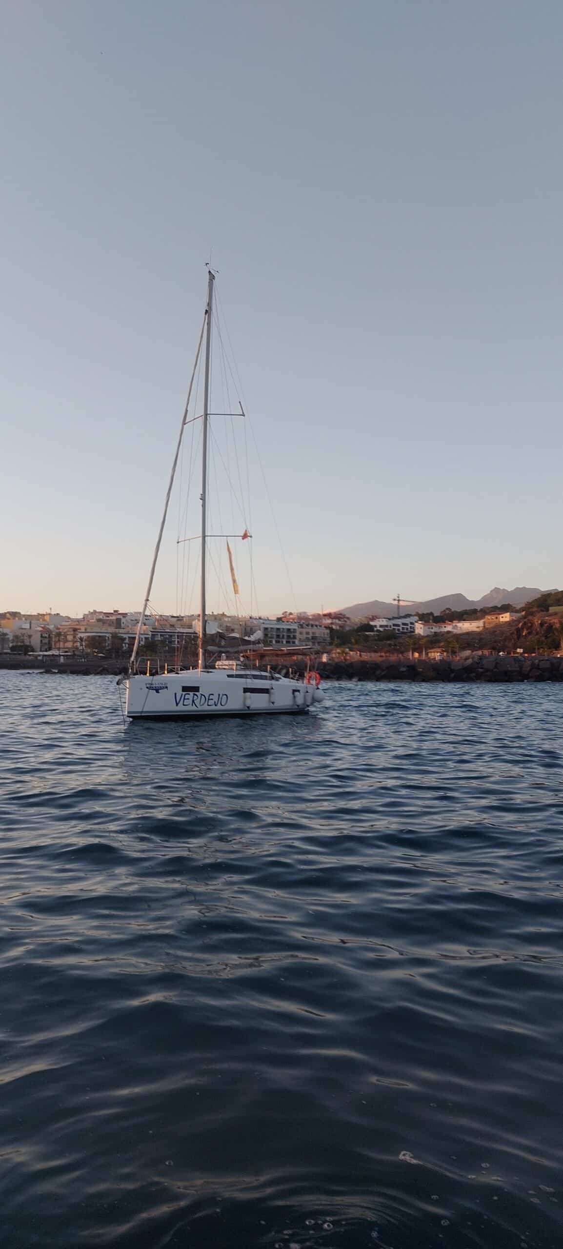 Youngline – English Version – Marina del Sur- Las Galletas (Tenerife) - Image 6