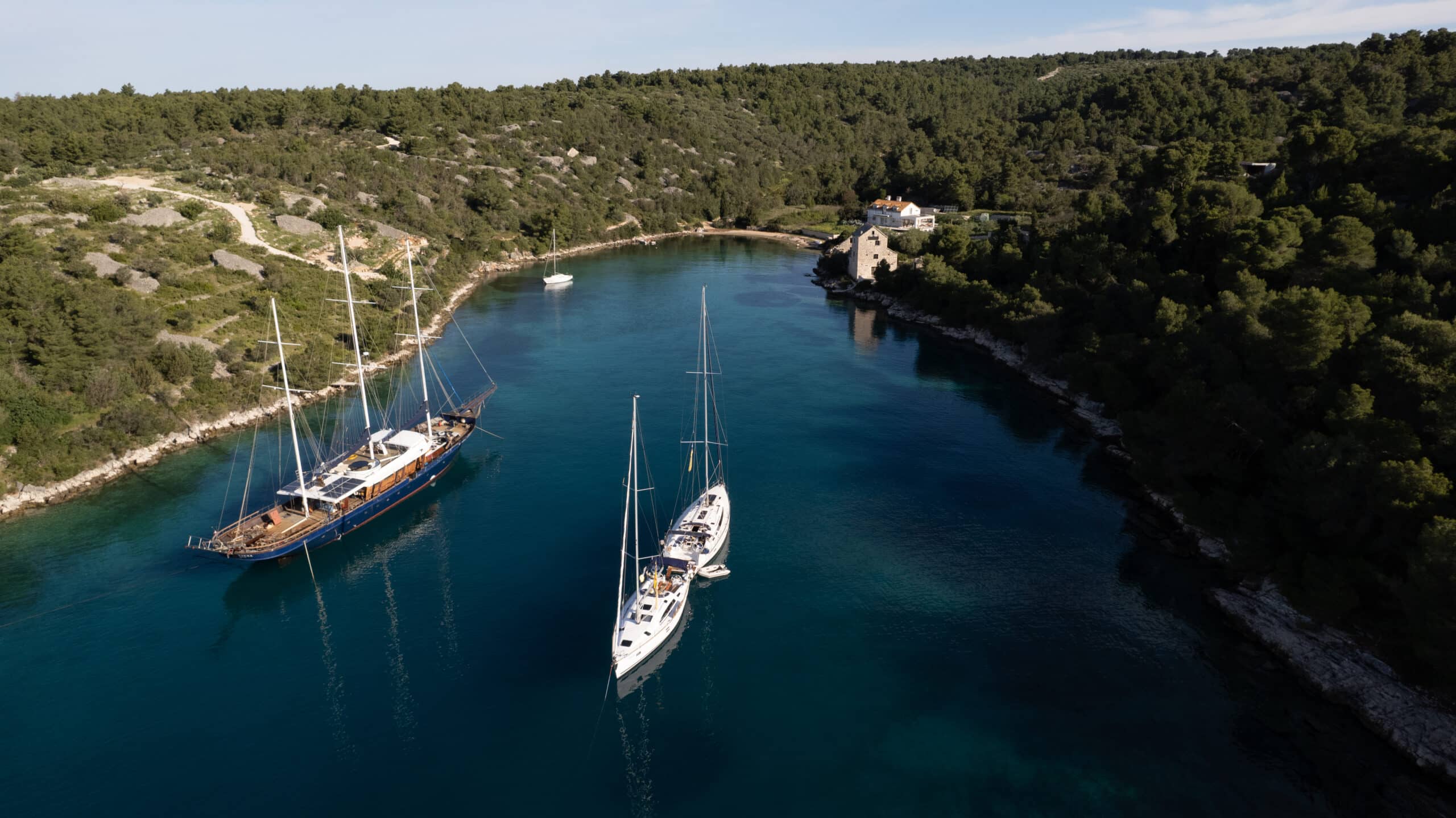 Forever Young- Catamaran International – Trogir/Split - Image 3